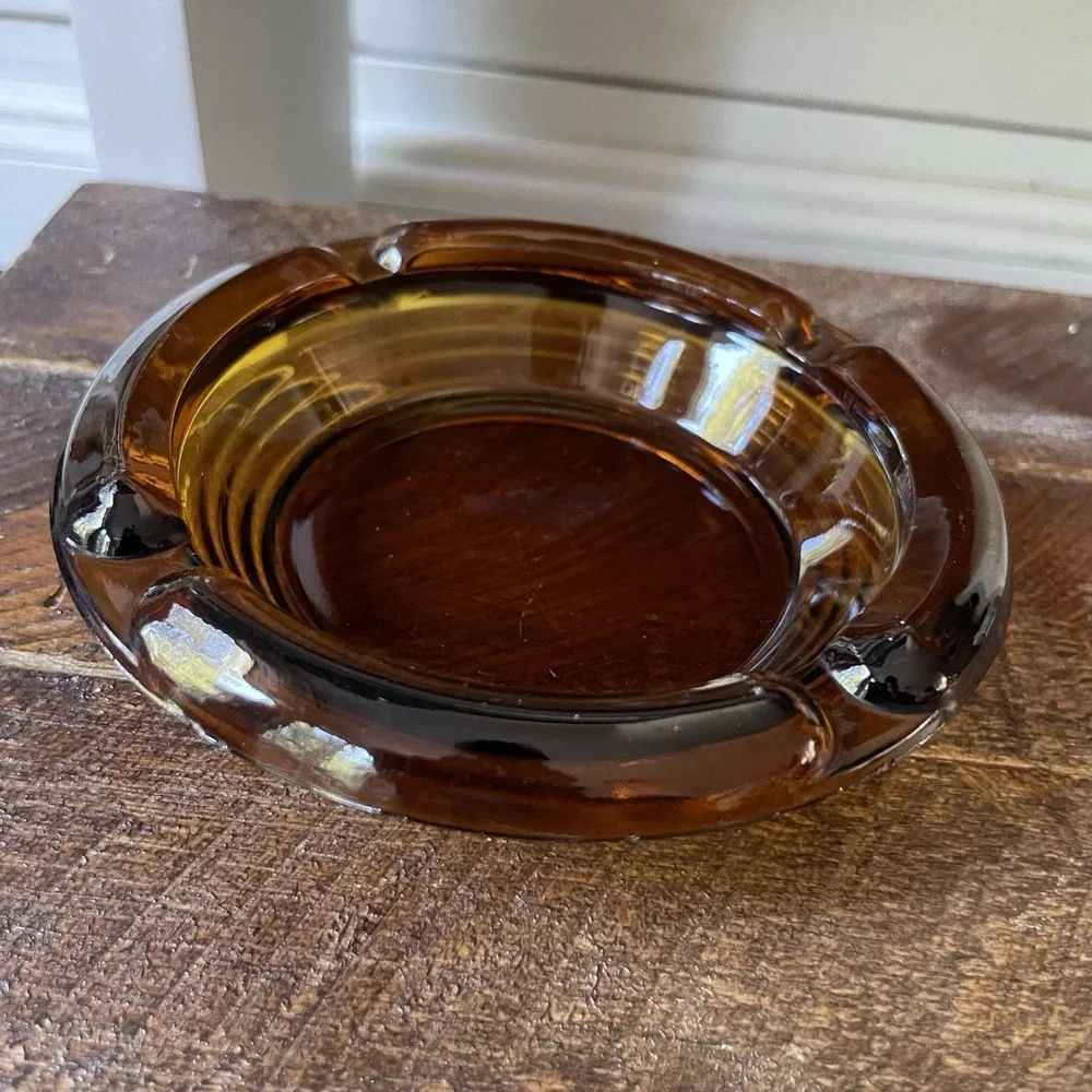 Vintage‎ MCM Amber Glass Ribbed Cigarette Ashtray Round 4 1/4